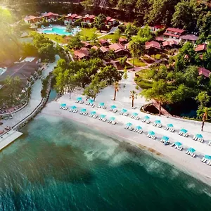 5* Hotel The Bay Club